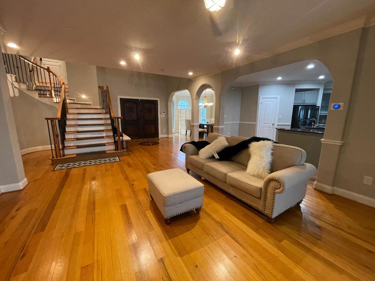 הוילה Luxuria Mini-Mansion Near Houston Downtown מראה חיצוני תמונה