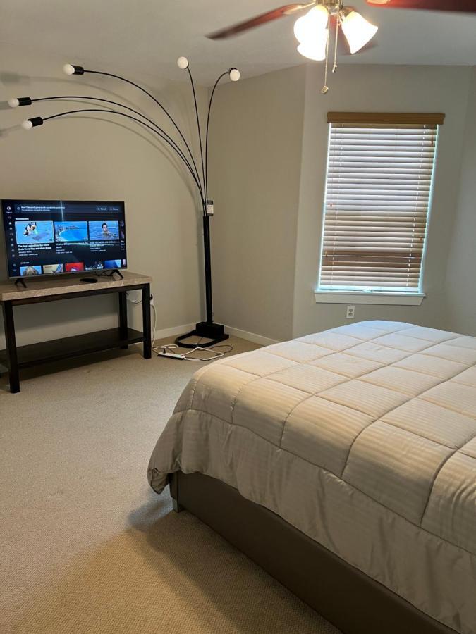 הוילה Luxuria Mini-Mansion Near Houston Downtown מראה חיצוני תמונה
