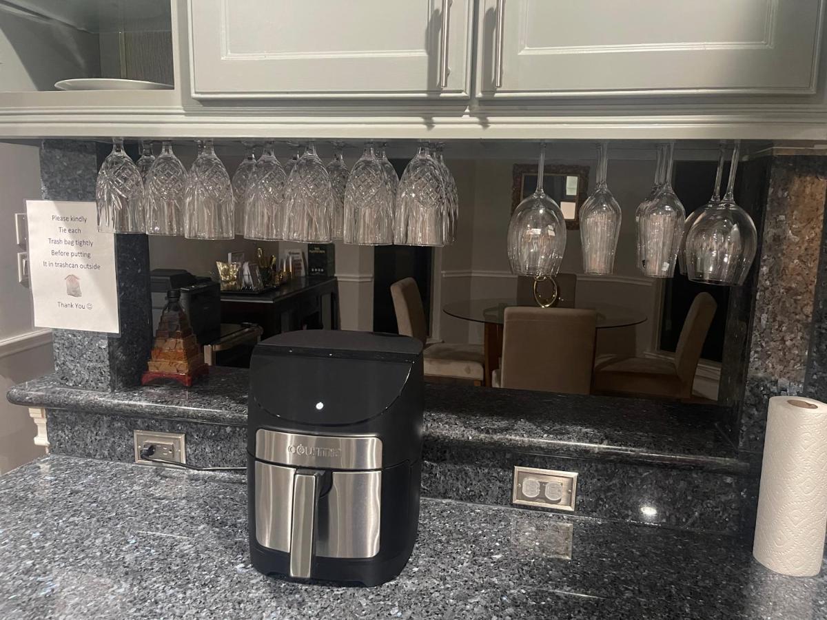 הוילה Luxuria Mini-Mansion Near Houston Downtown מראה חיצוני תמונה