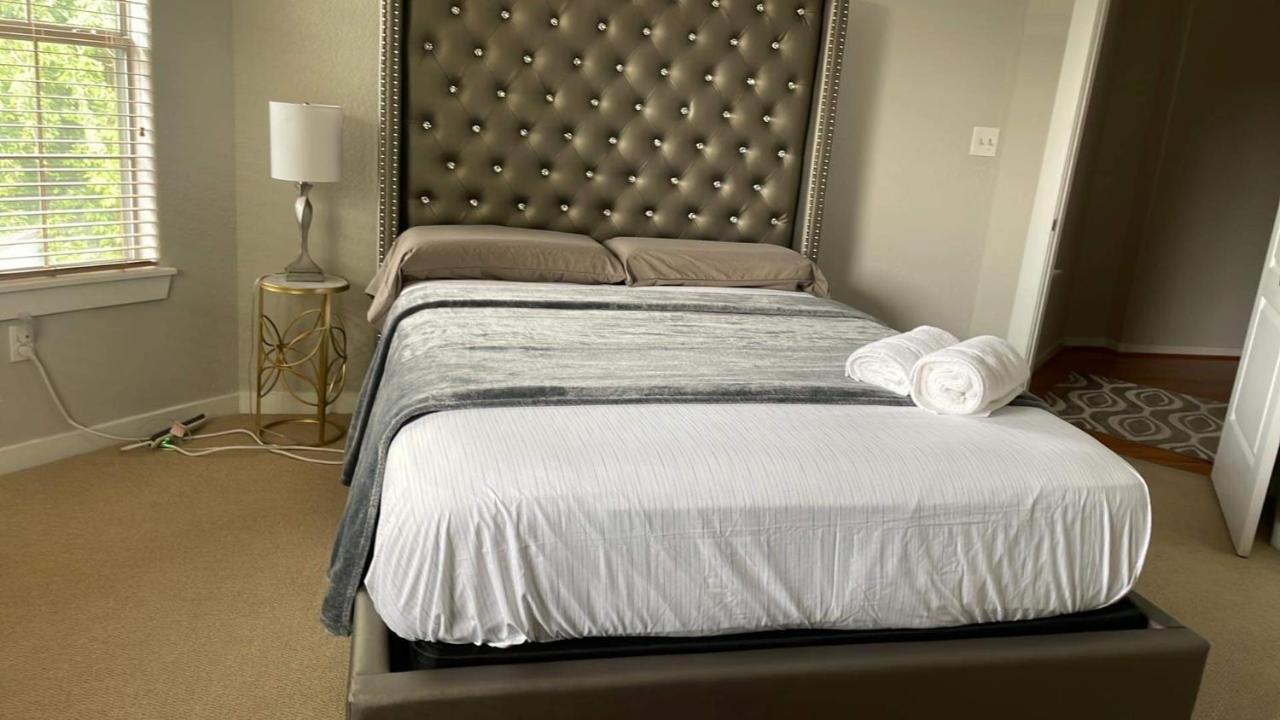 הוילה Luxuria Mini-Mansion Near Houston Downtown מראה חיצוני תמונה